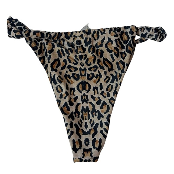 Leopard Print String Bikini Bottoms Sexy Animal Print Swimsuit‎ - Picture 2 of 3